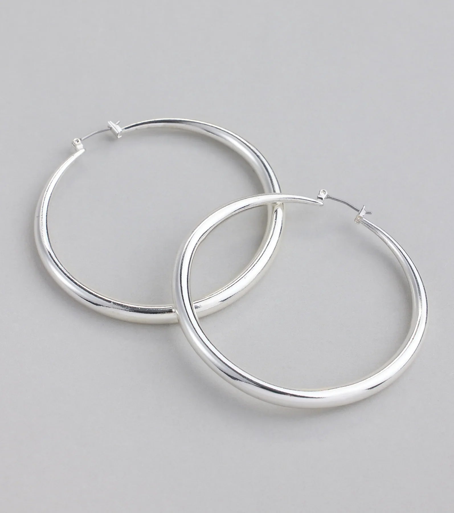 Sleek Glam Large Hollow Hoop Earrings