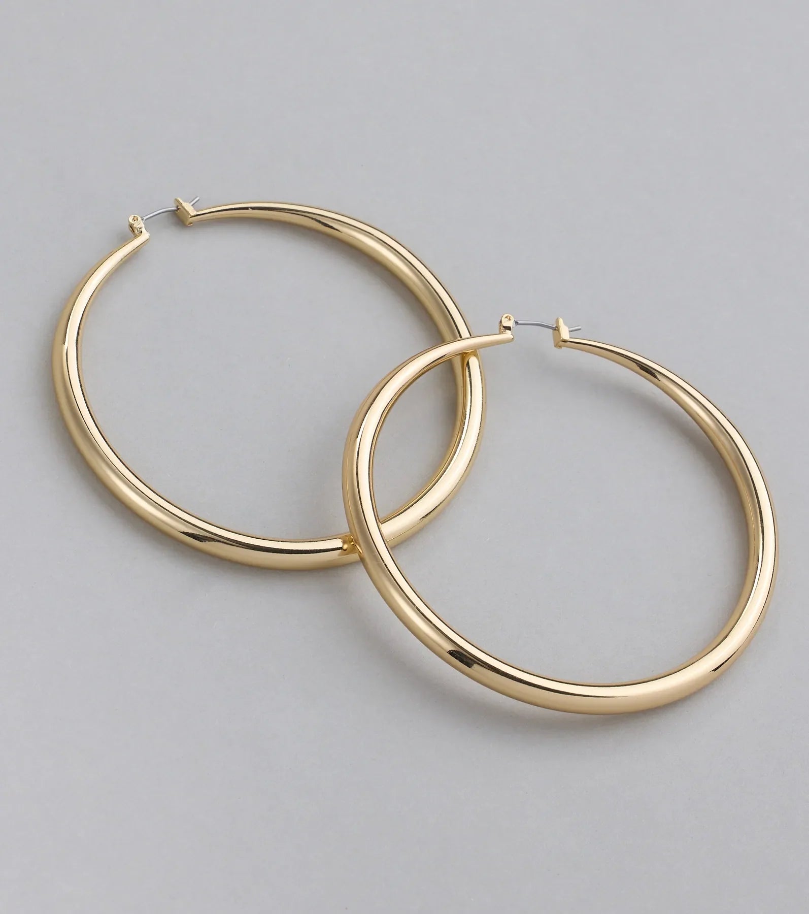 Sleek Glam Large Hollow Hoop Earrings